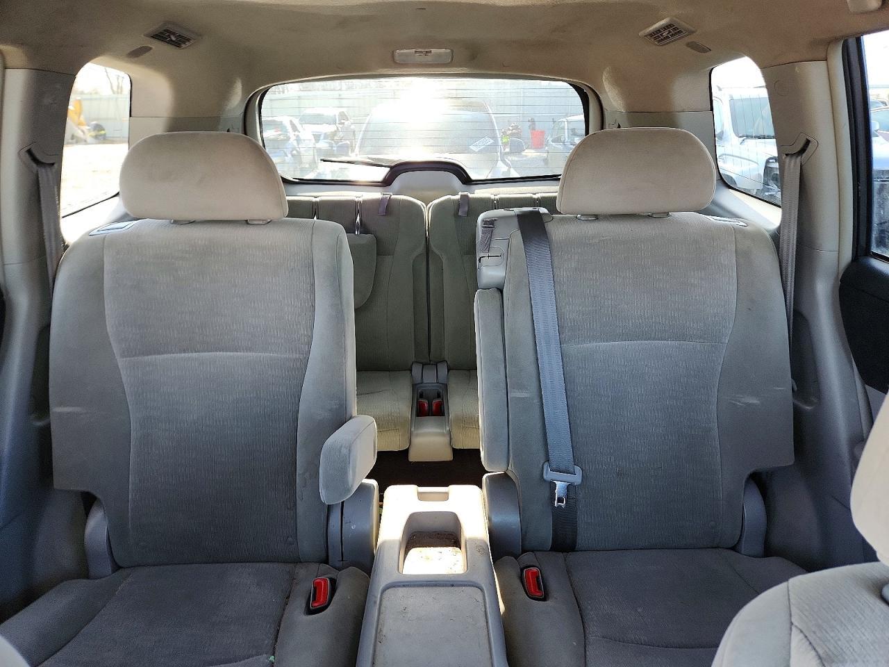 2011 TOYOTA HIGHLANDER