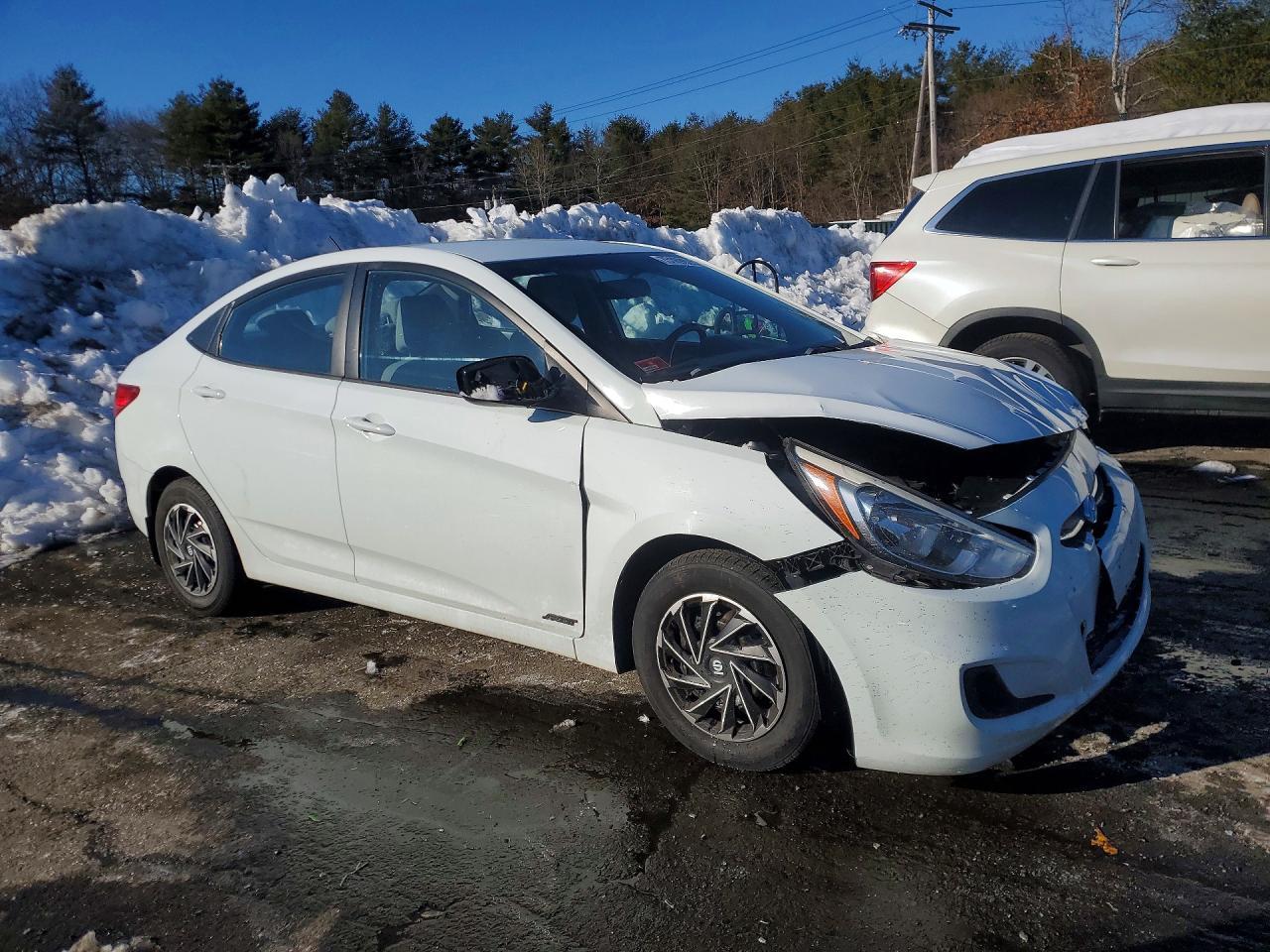 2015 HYUNDAI ACCENT