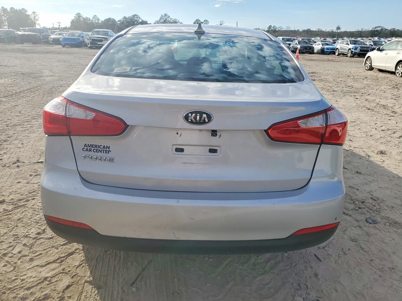 2015 KIA FORTE