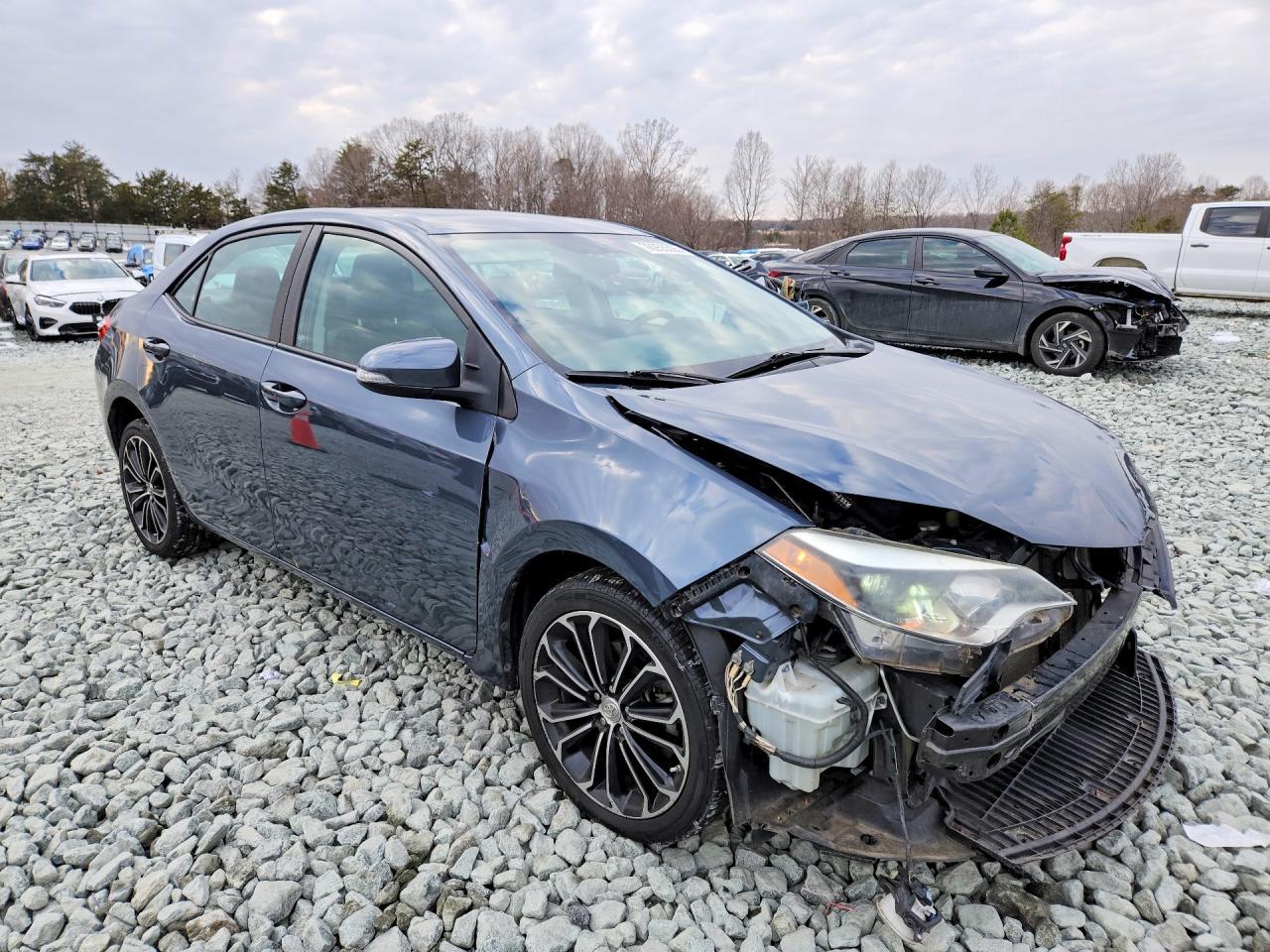2016 TOYOTA COROLLA