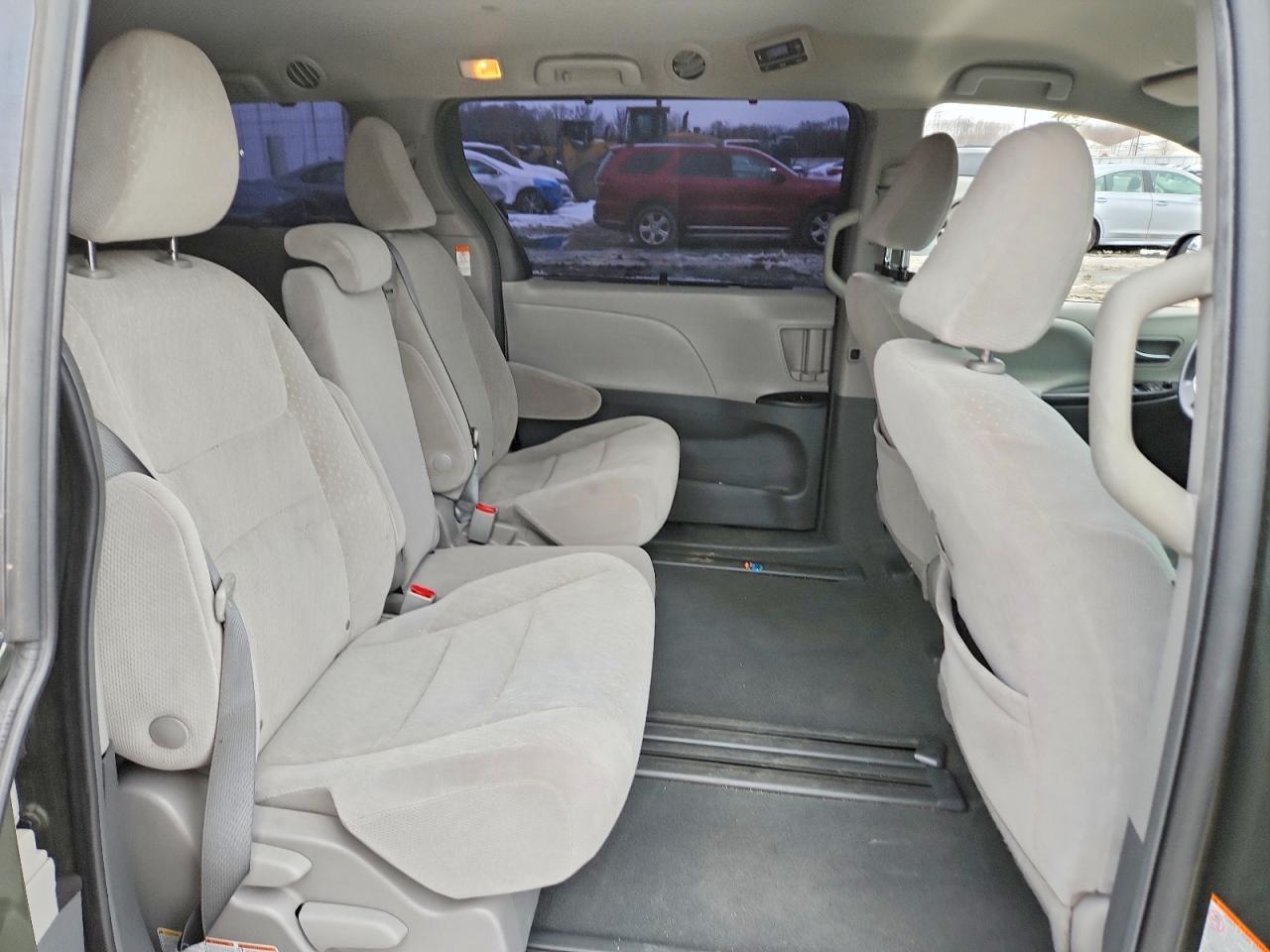 2019 TOYOTA SIENNA