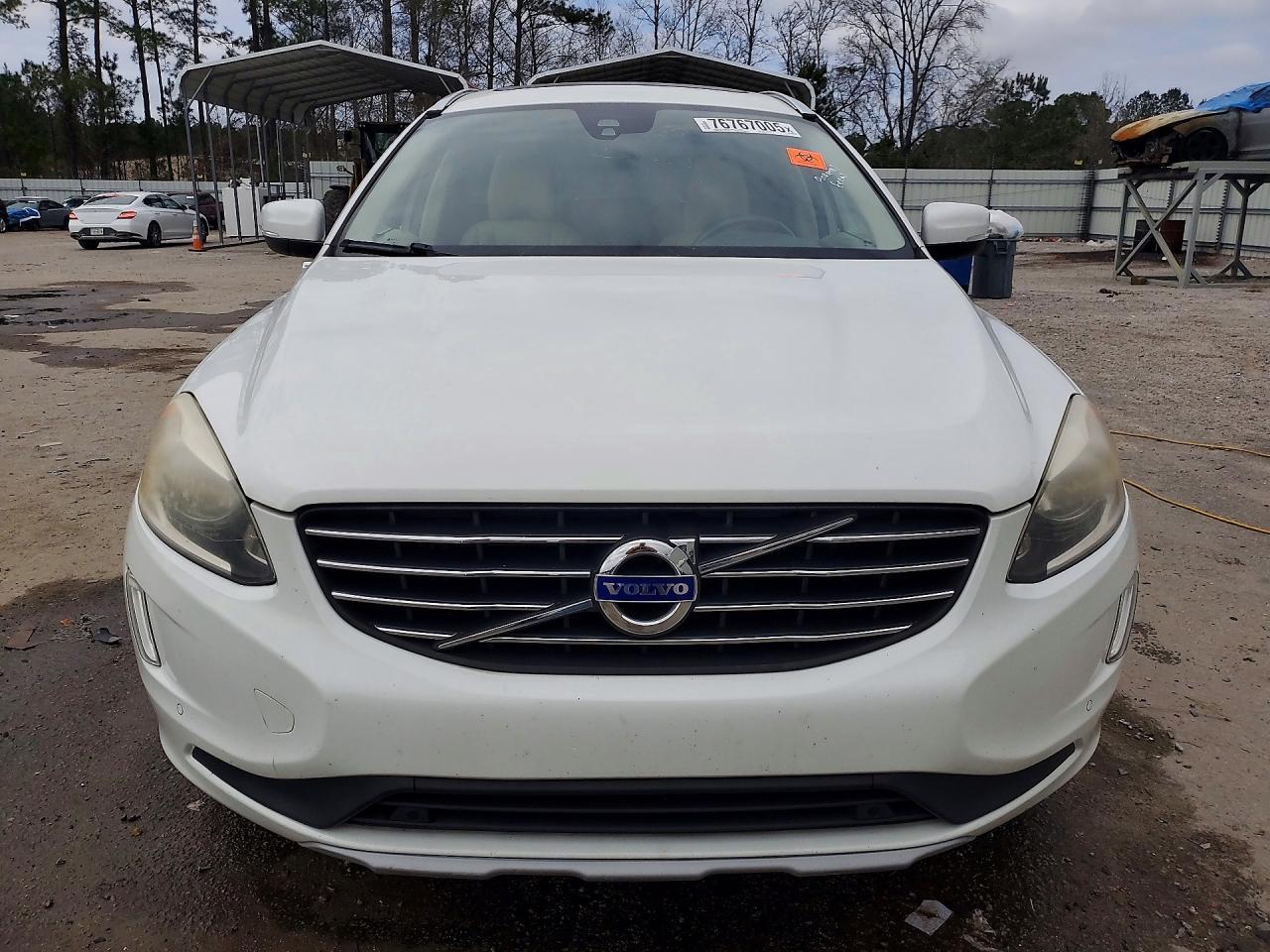 2016 VOLVO XC60
