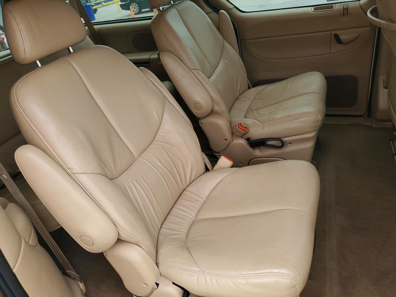 2000 DODGE GRAND CARAVAN
