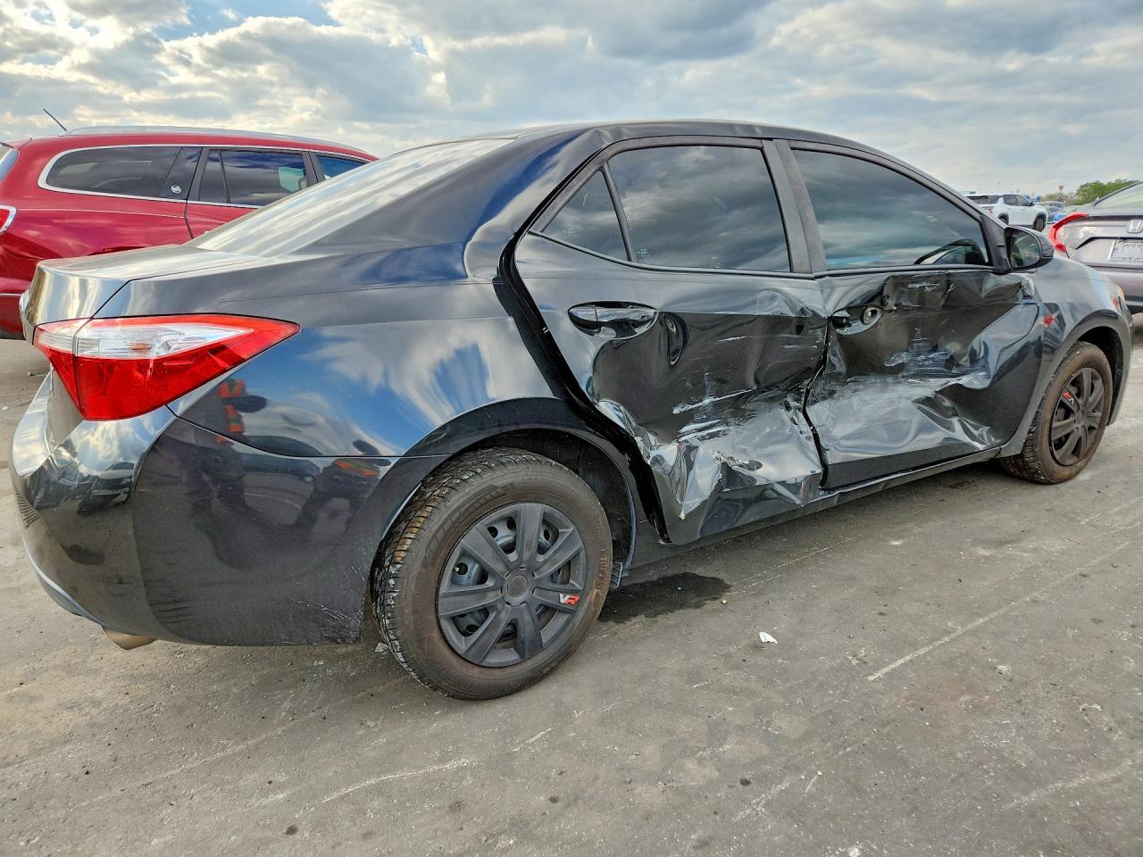 2016 TOYOTA COROLLA
