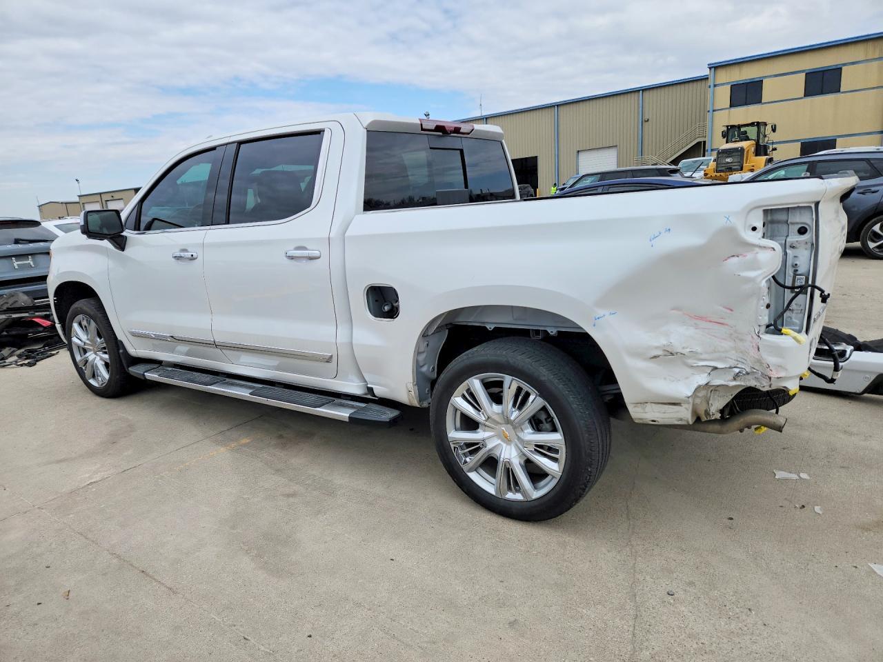 2024 CHEVROLET Silverado