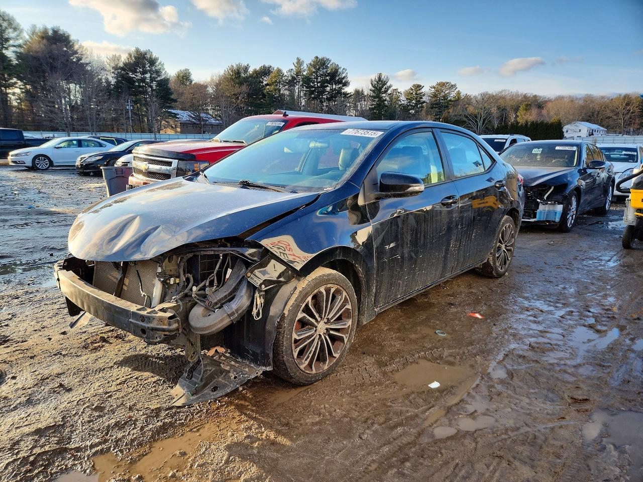 2015 TOYOTA COROLLA