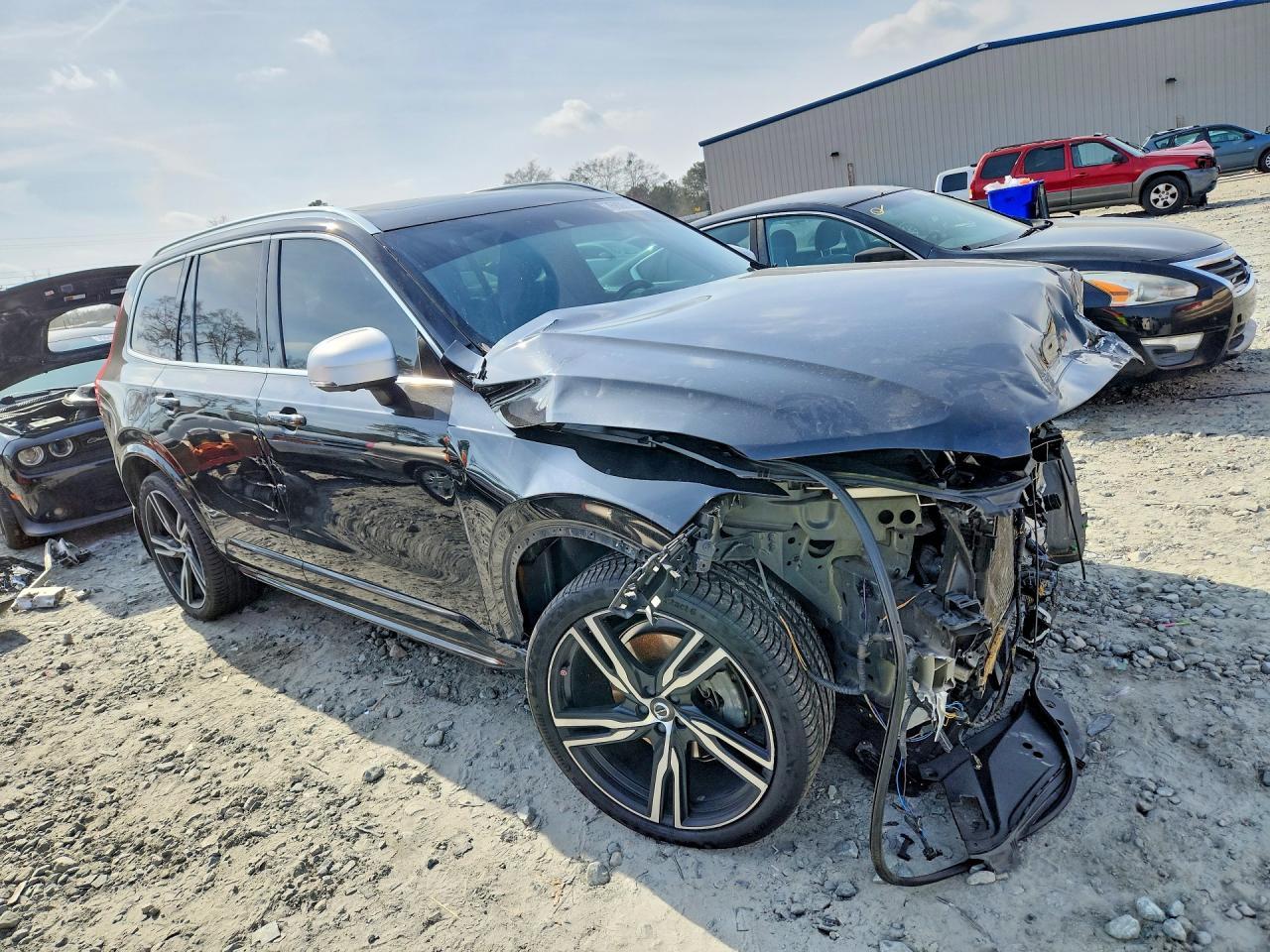 2019 VOLVO XC90