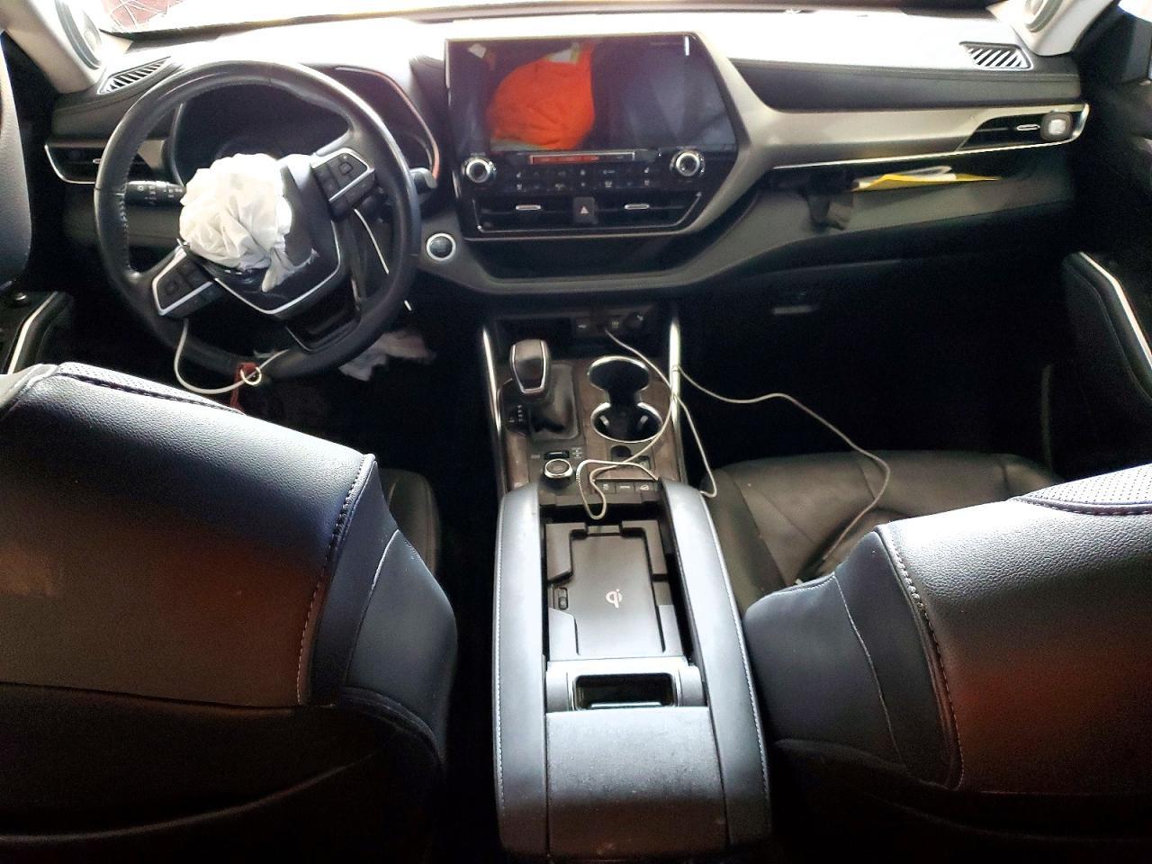 2020 TOYOTA HIGHLANDER