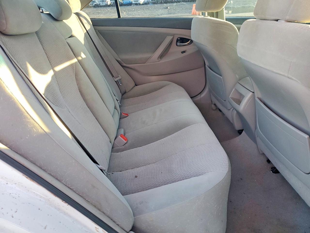 2010 TOYOTA CAMRY