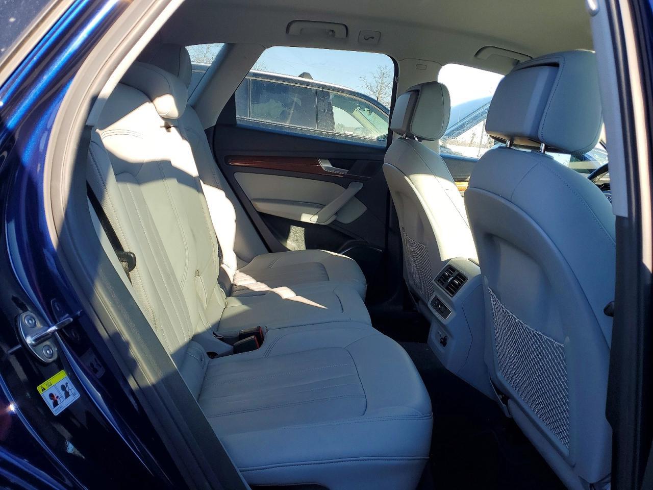 2022 AUDI Q5