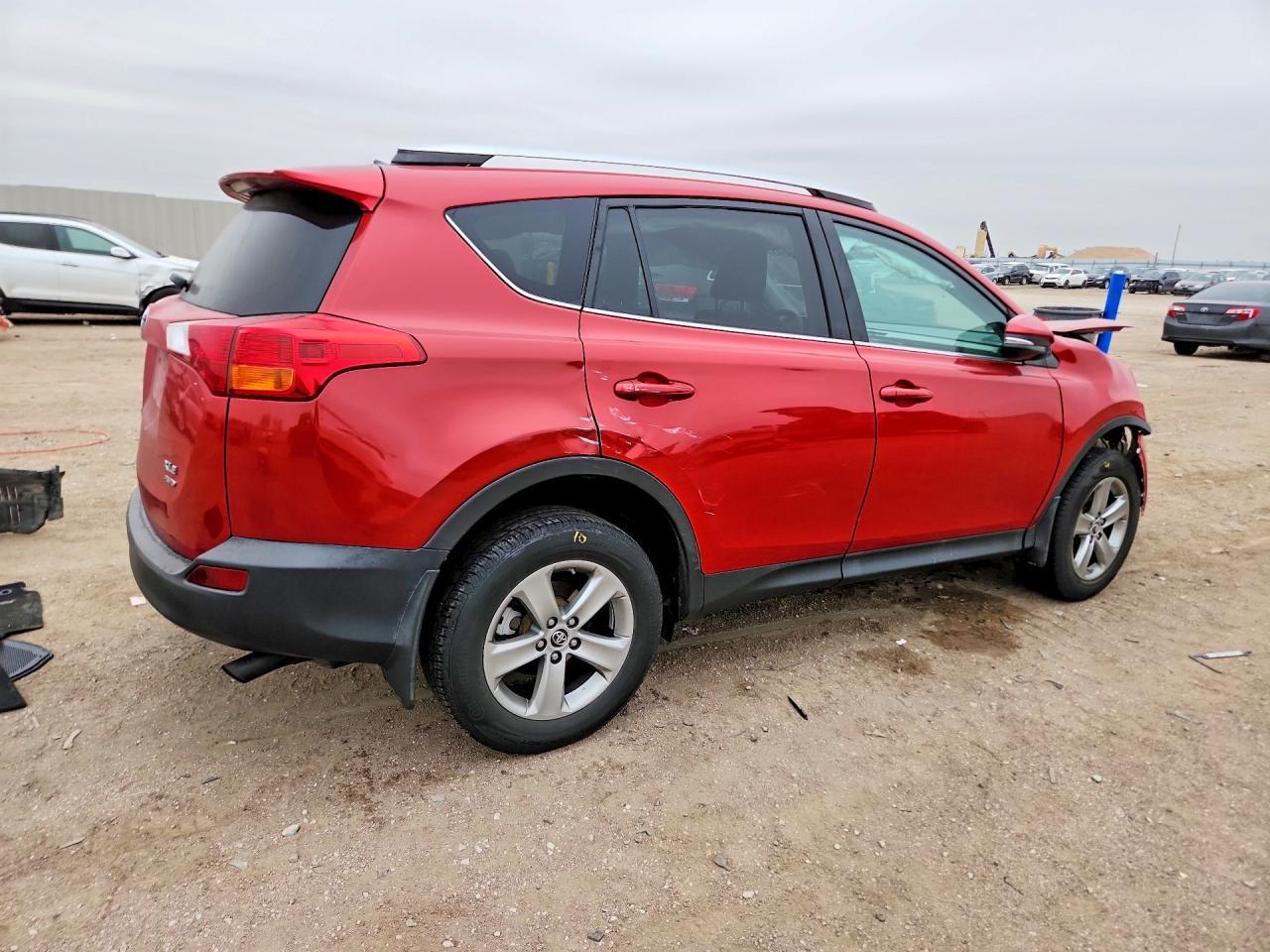 2015 TOYOTA RAV4
