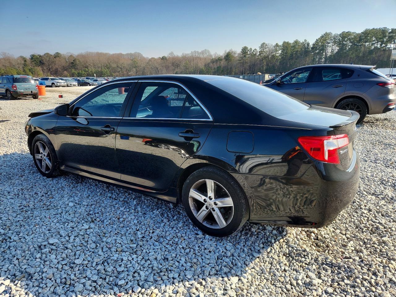 2014 TOYOTA CAMRY