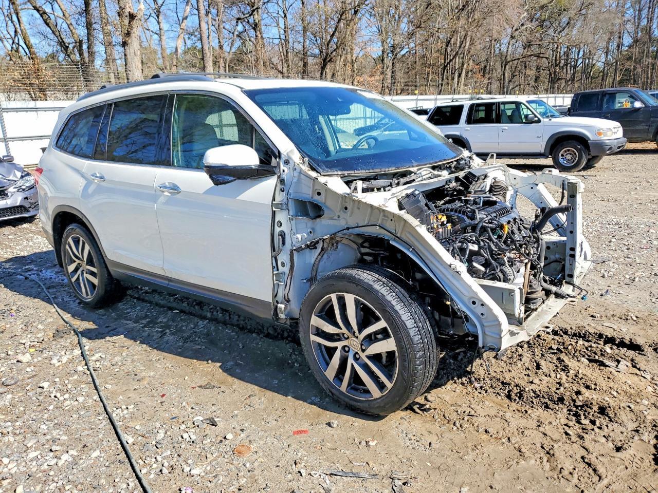 2017 HONDA PILOT