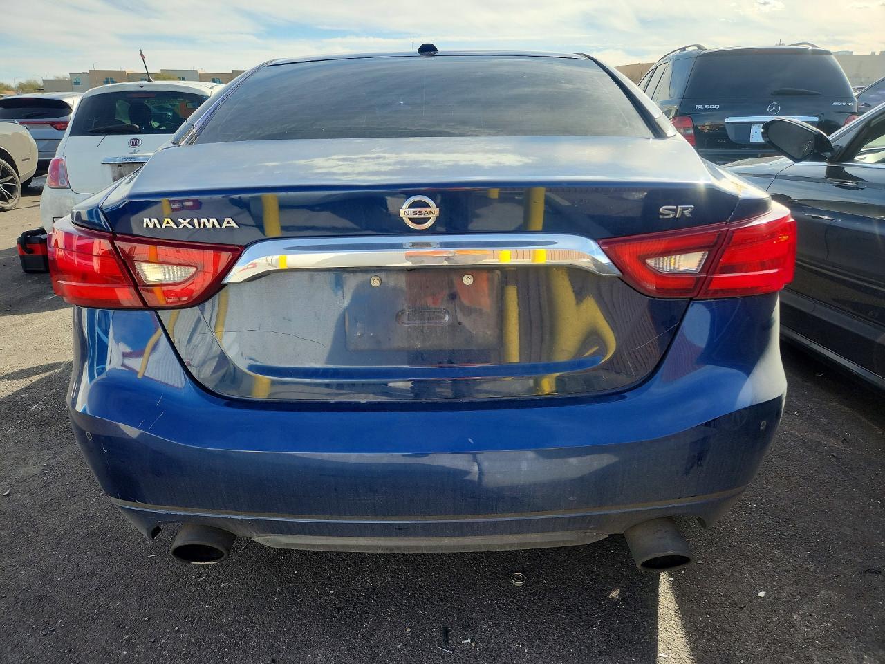 2017 NISSAN Maxima
