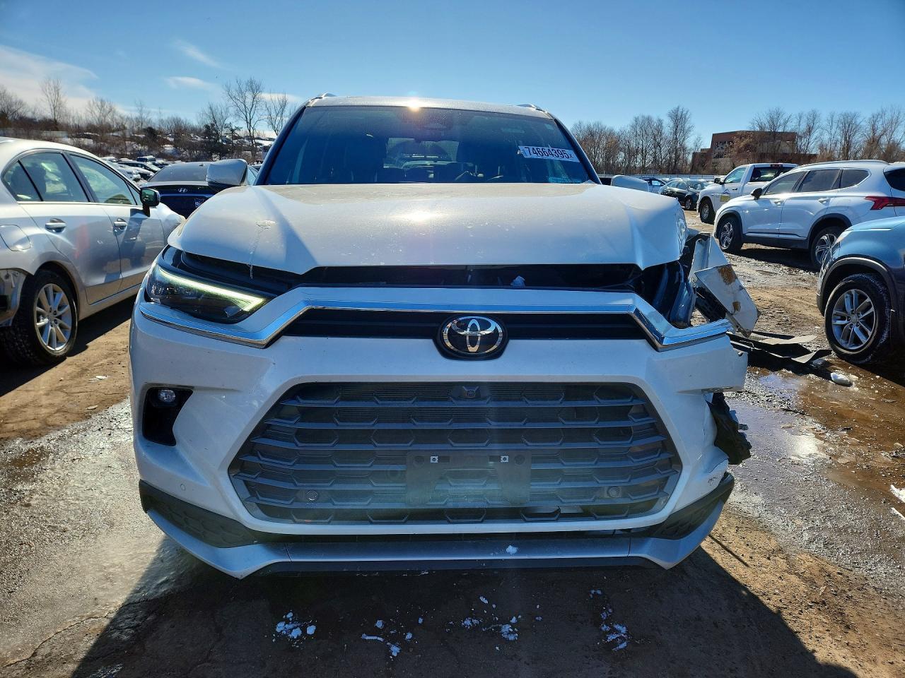 2024 TOYOTA HIGHLANDER
