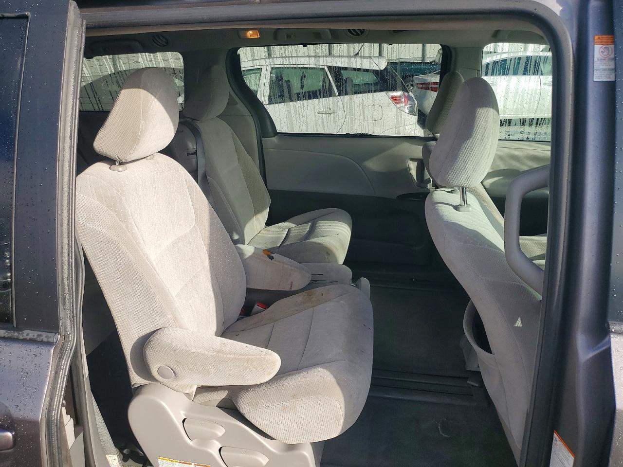 2018 TOYOTA SIENNA