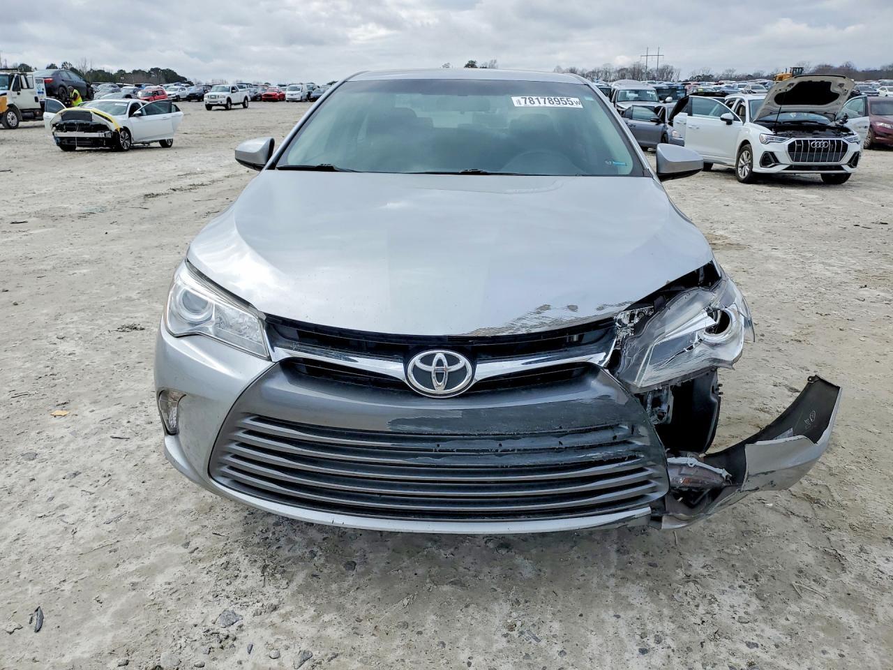 2017 TOYOTA CAMRY