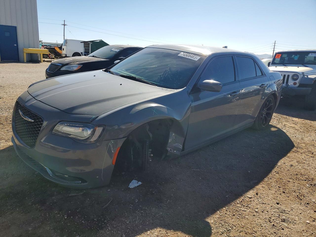 2019 CHRYSLER 300