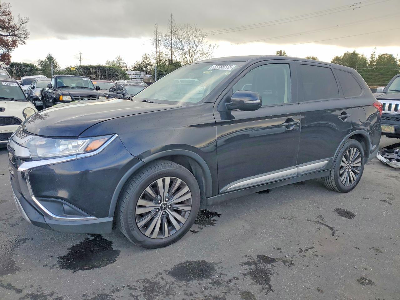 2019 MITSUBISHI outlander