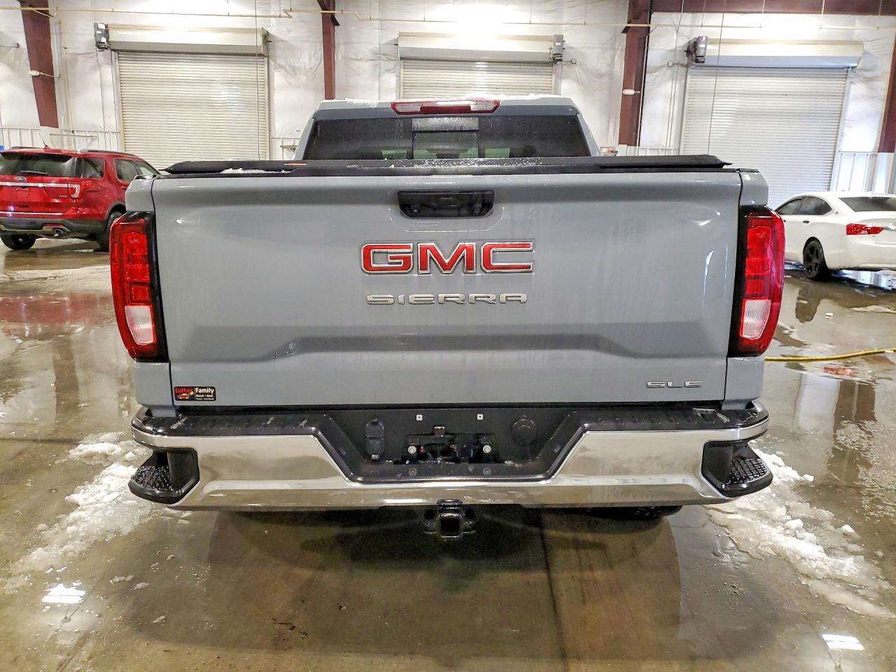 2024 GMC Sierra