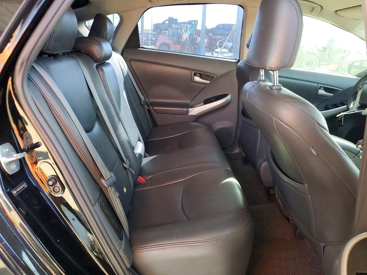 2011 TOYOTA PRIUS