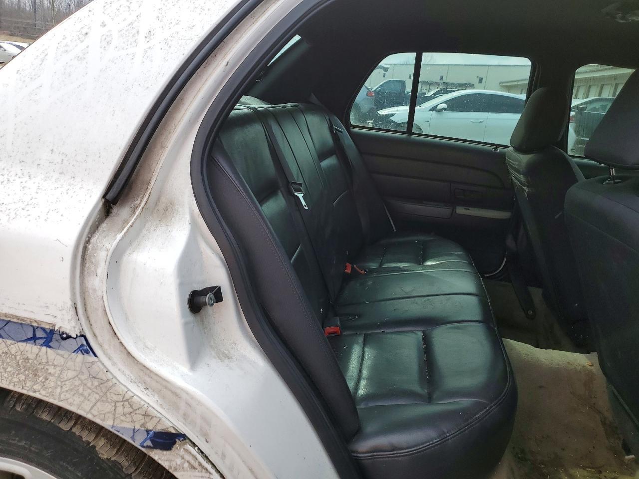 2011 FORD Crown Victoria