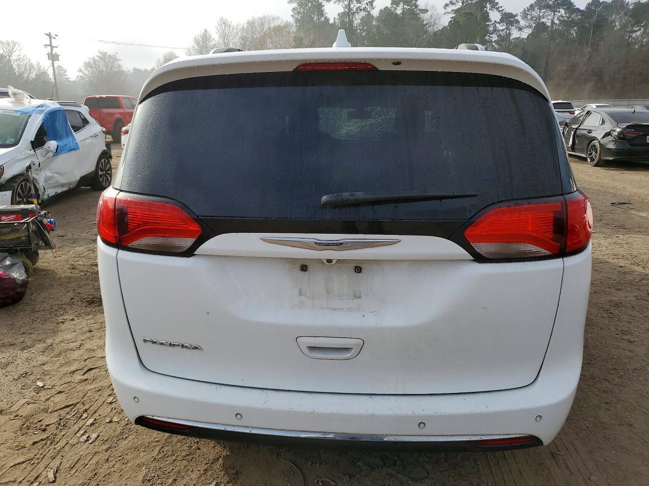 2020 CHRYSLER Pacifica