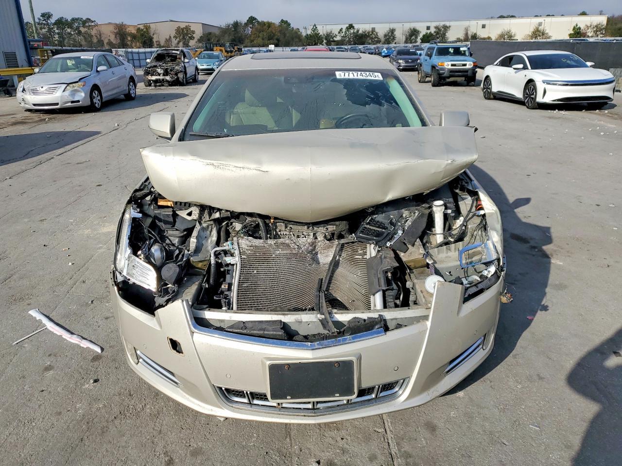 2013 CADILLAC XTS