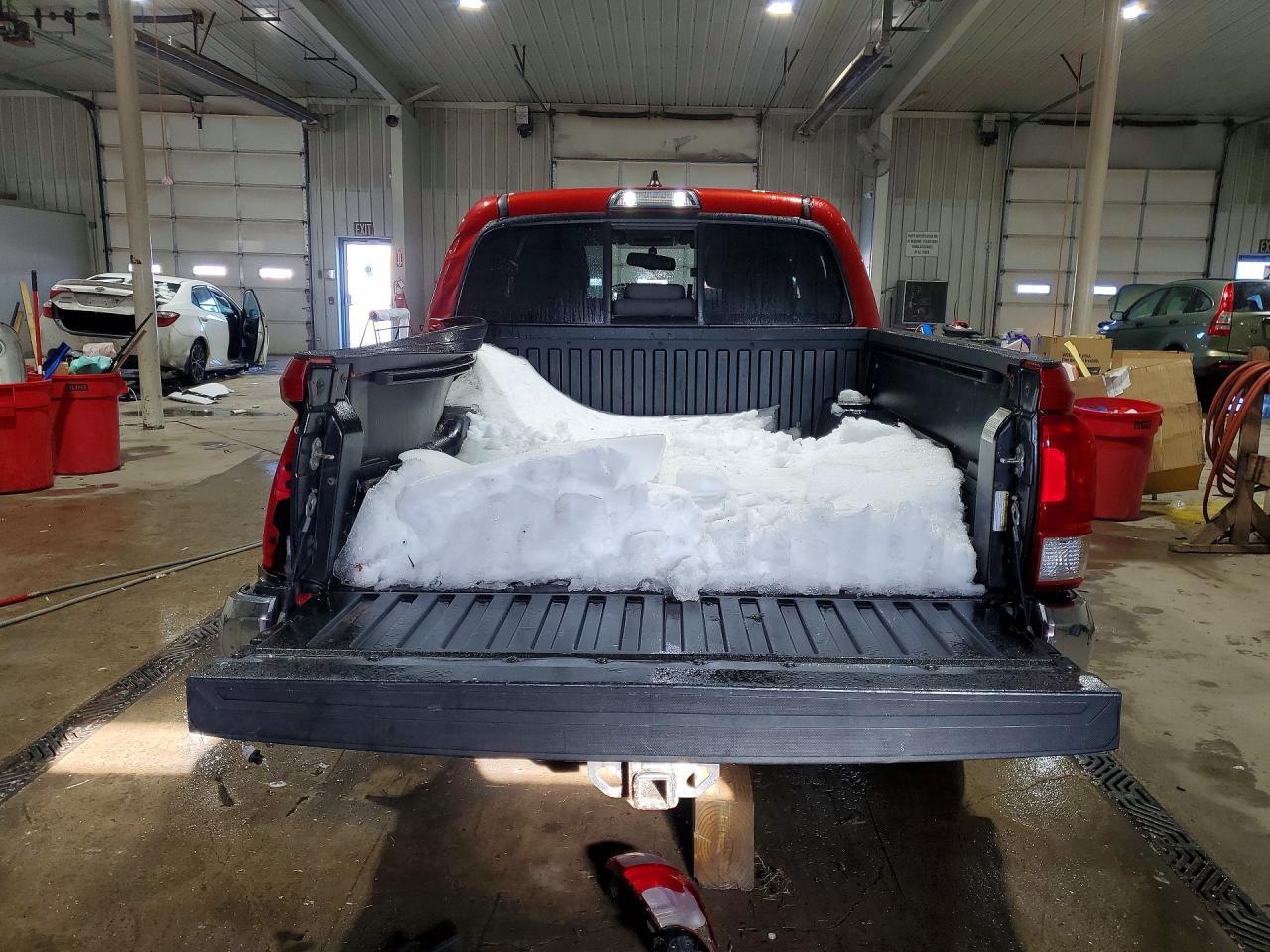 2017 TOYOTA TACOMA