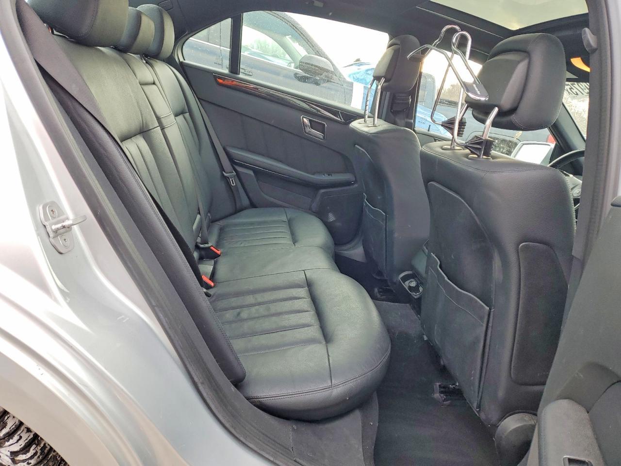 2011 MERCEDES-BENZ E-Class