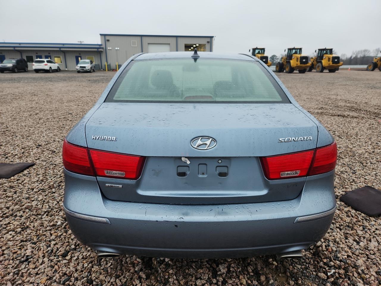 2009 HYUNDAI SONATA
