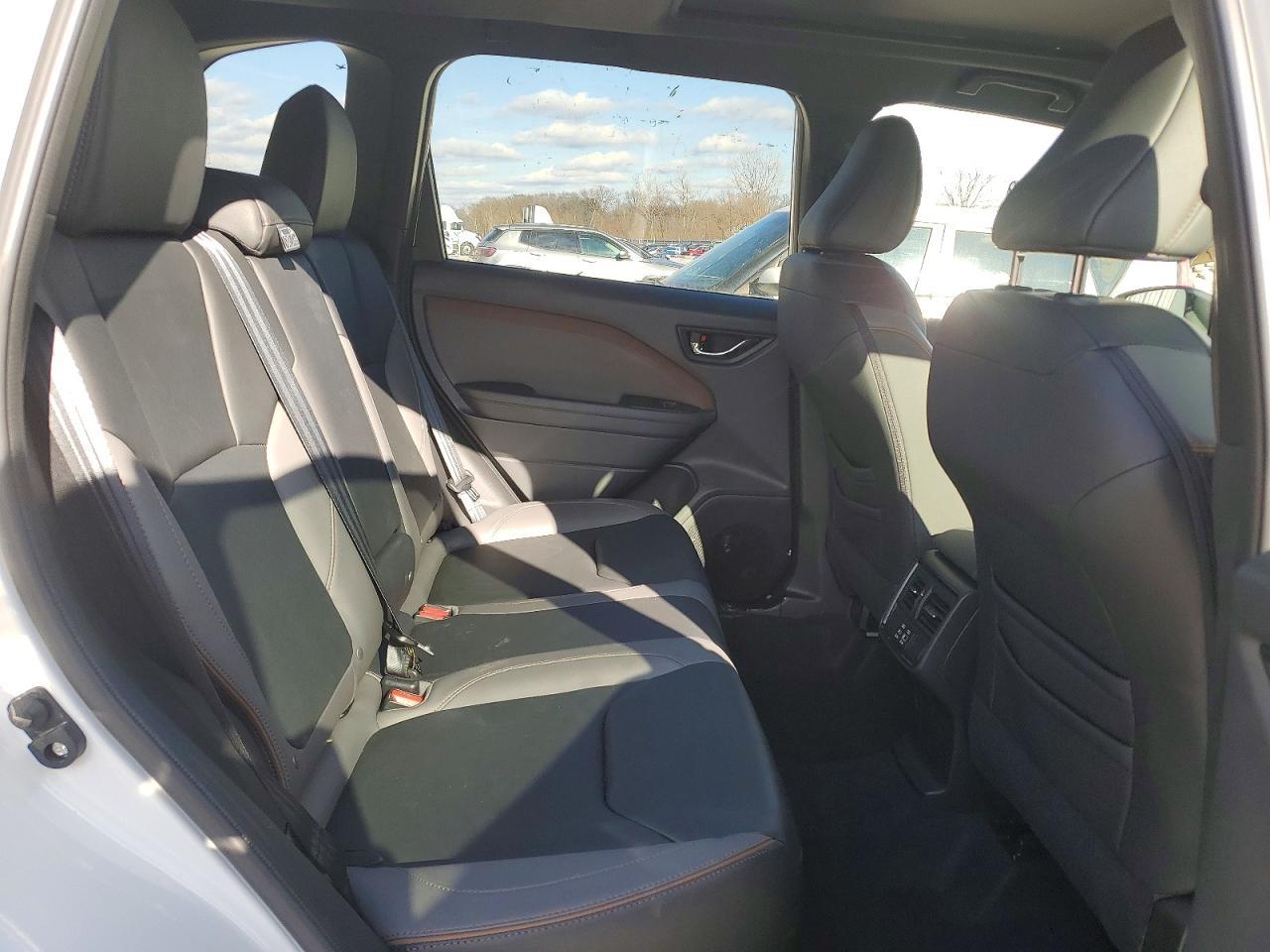 2025 SUBARU FORESTER