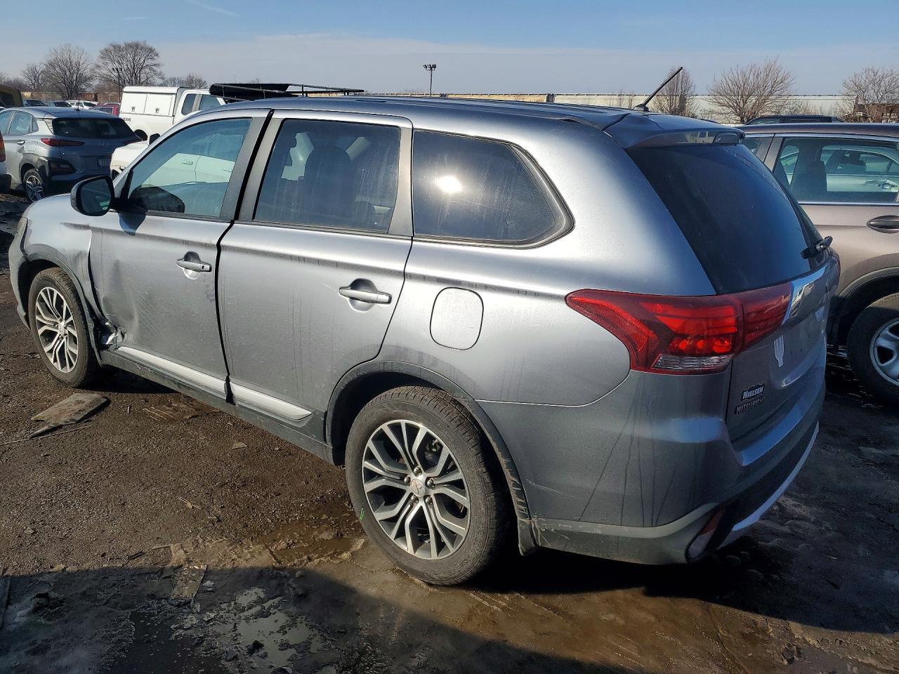 2016 MITSUBISHI outlander
