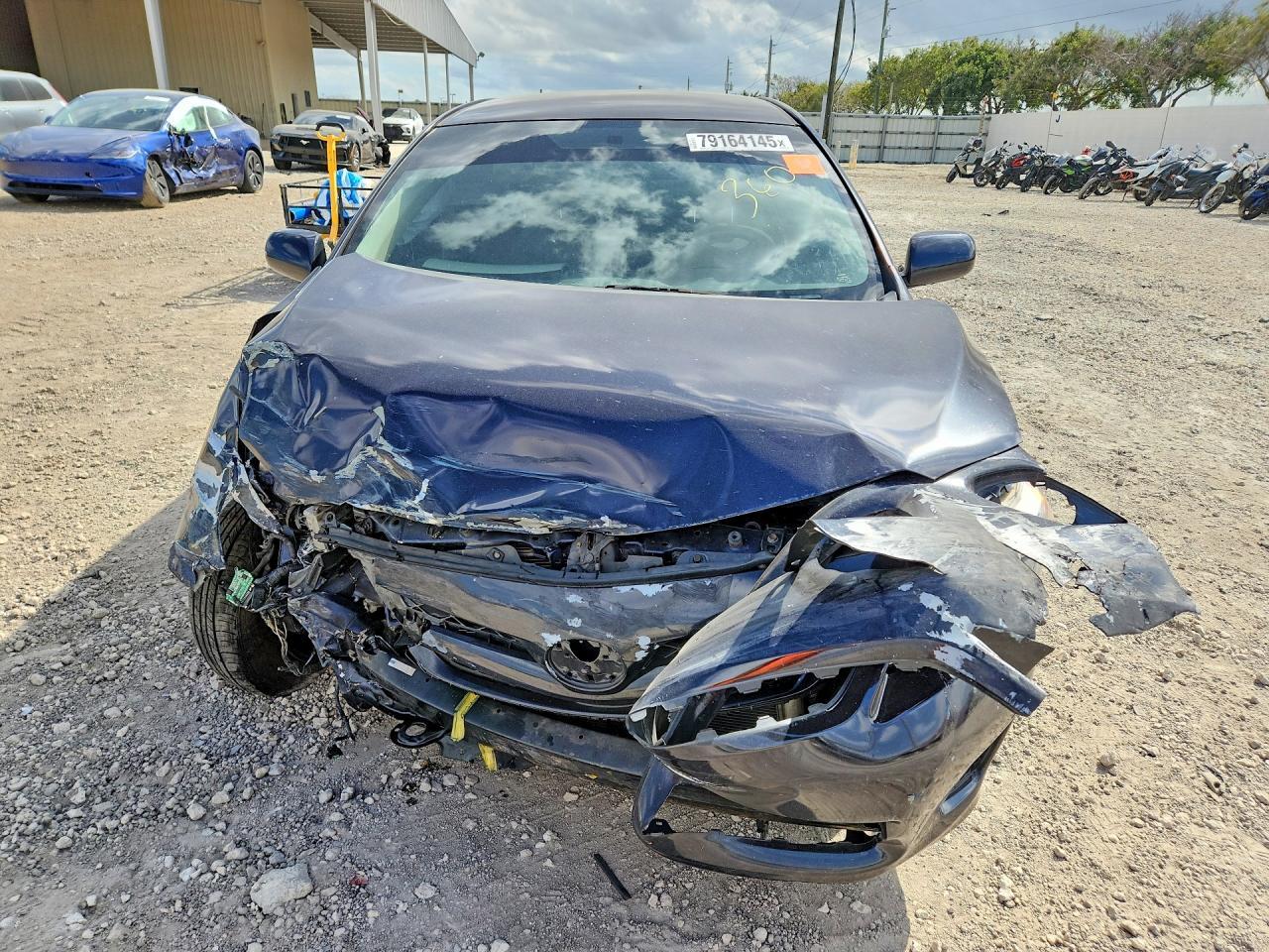 2011 TOYOTA COROLLA