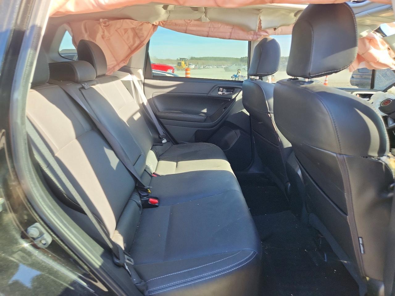 2018 SUBARU FORESTER