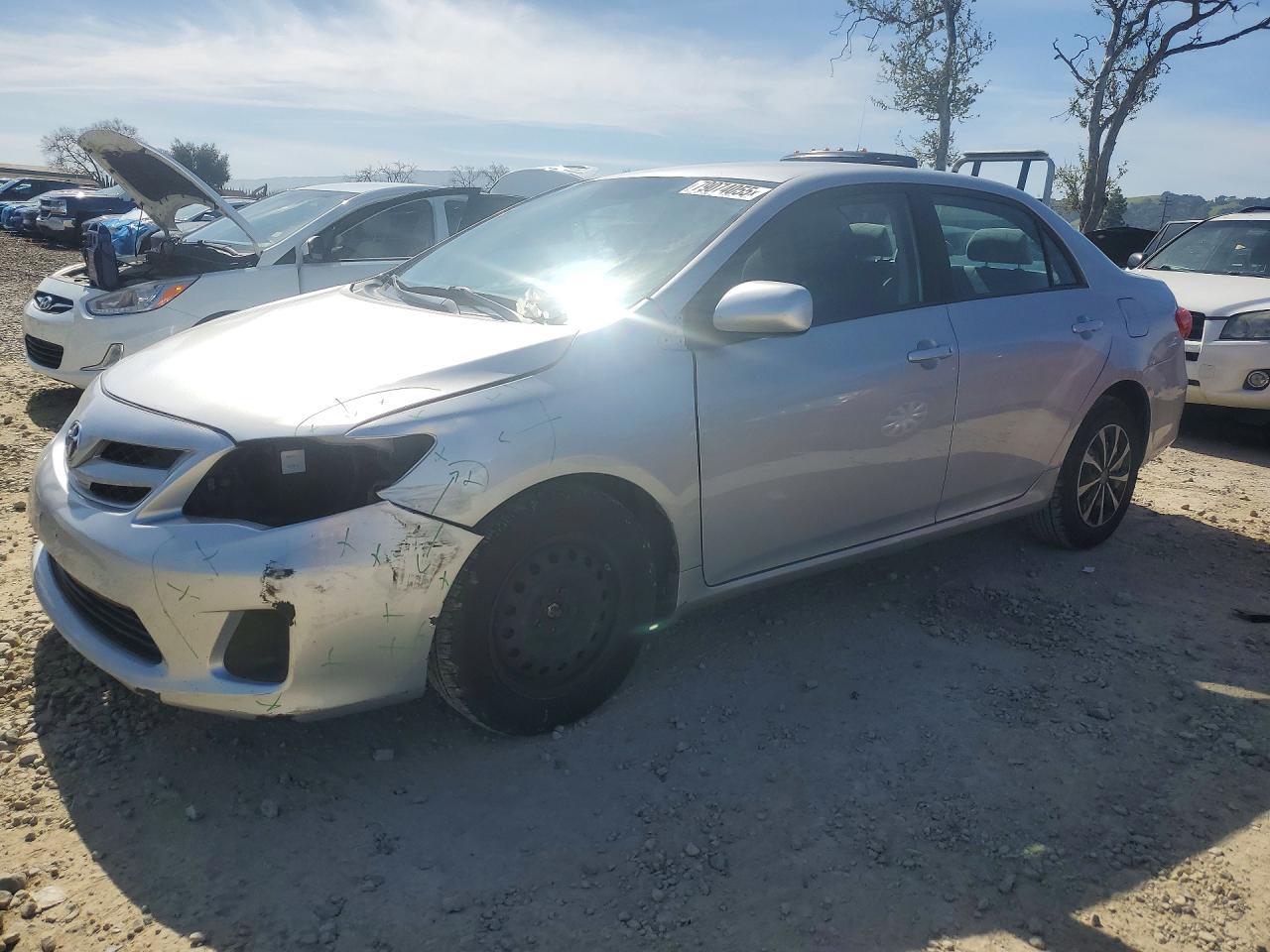 2011 TOYOTA COROLLA