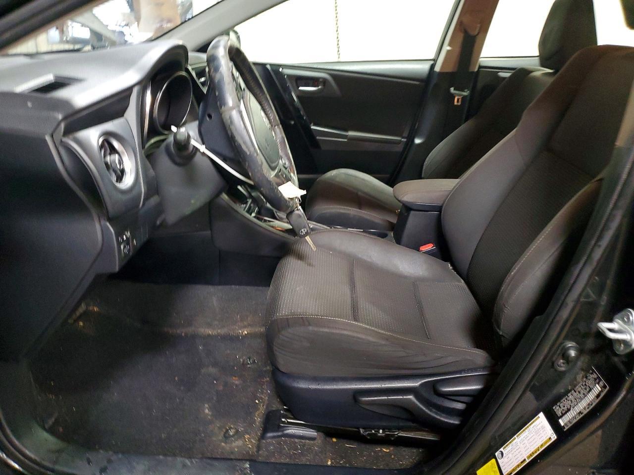 2017 TOYOTA COROLLA