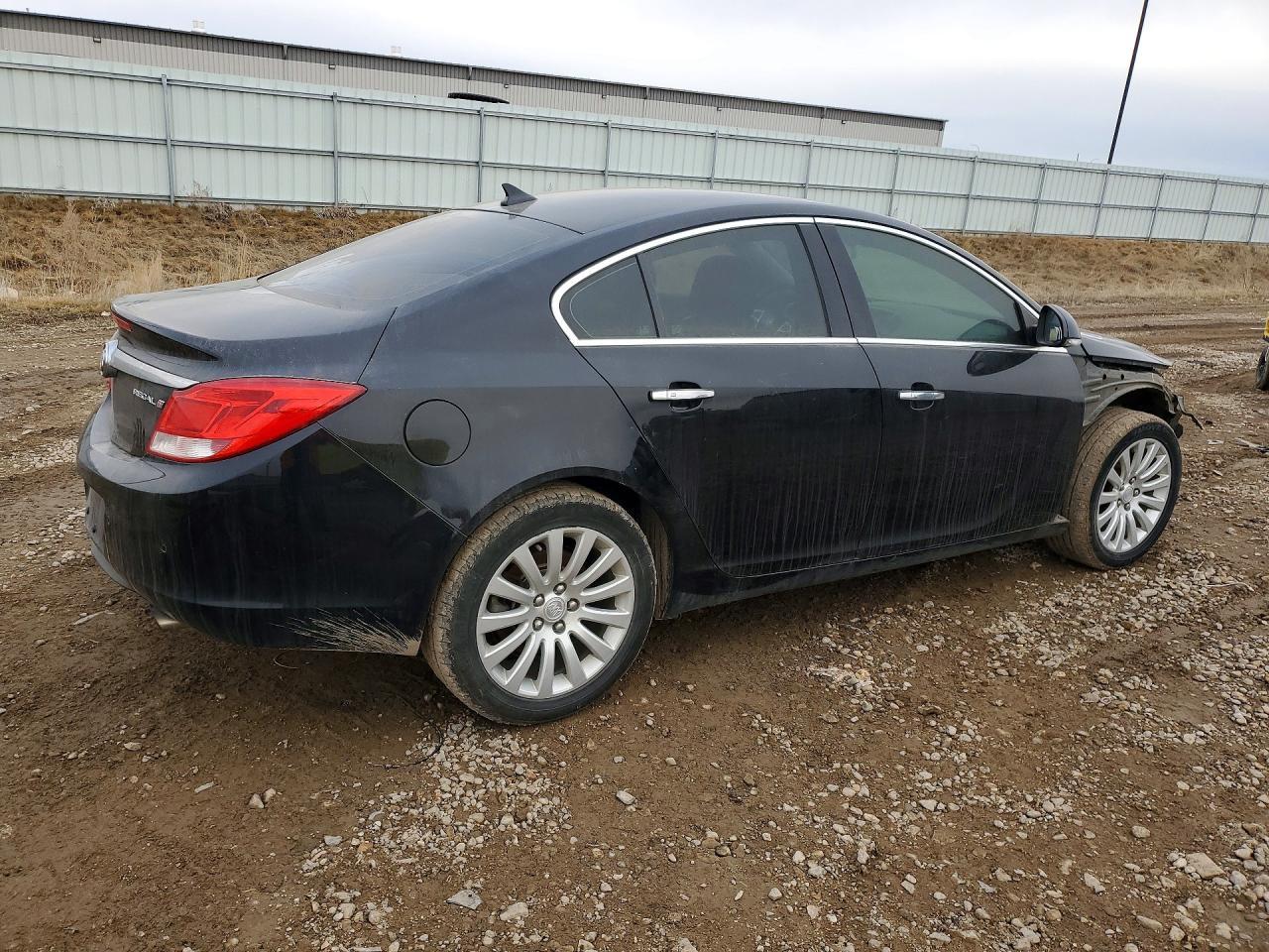 2013 BUICK Regal