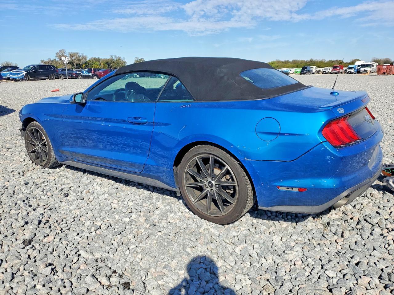2020 FORD MUSTANG