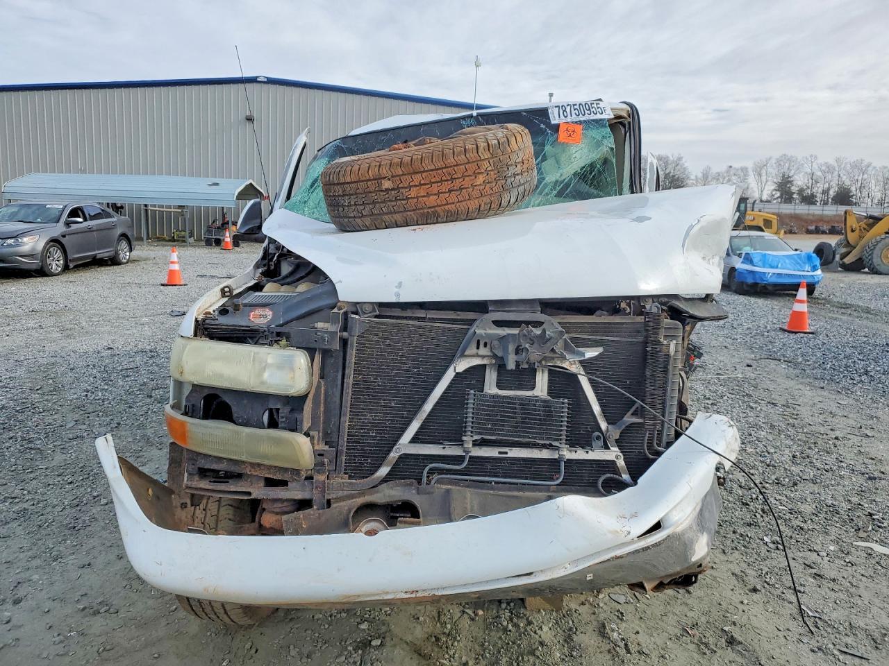 2003 CHEVROLET Tahoe