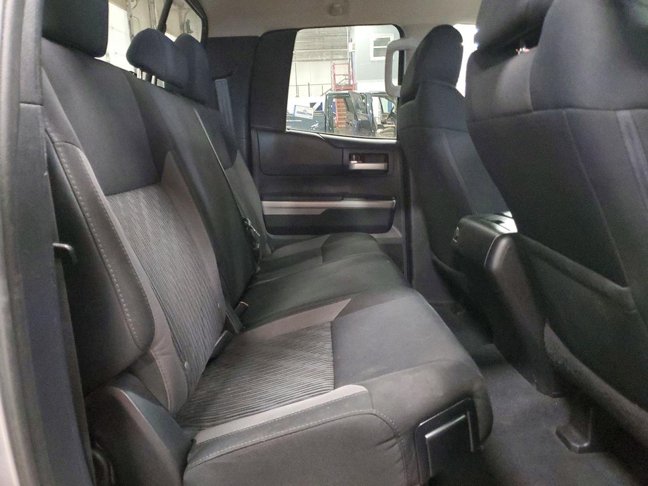 2016 TOYOTA TUNDRA