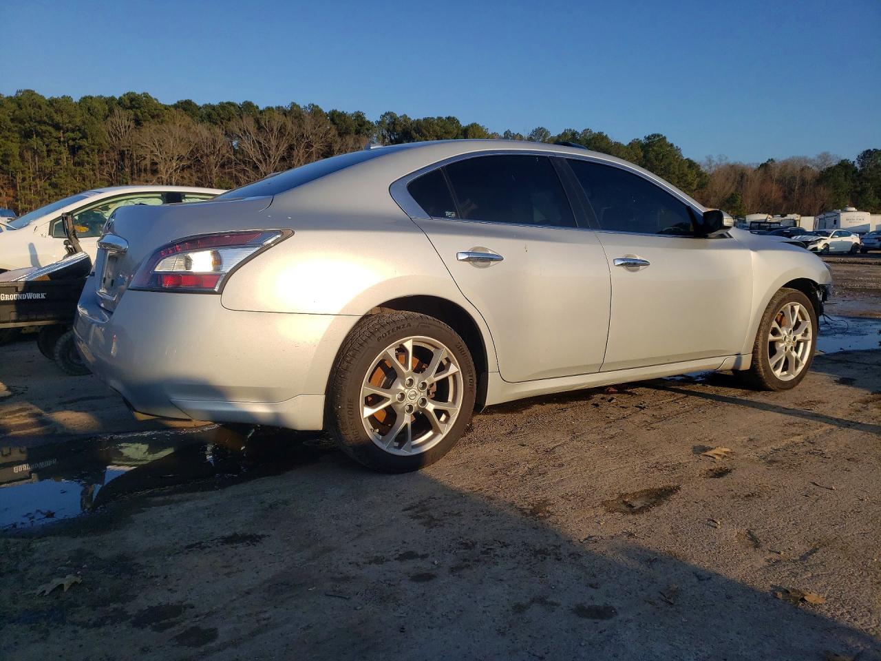 2013 NISSAN Maxima