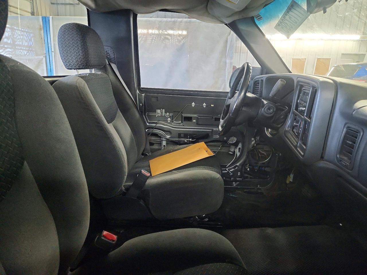 2004 GMC Sierra