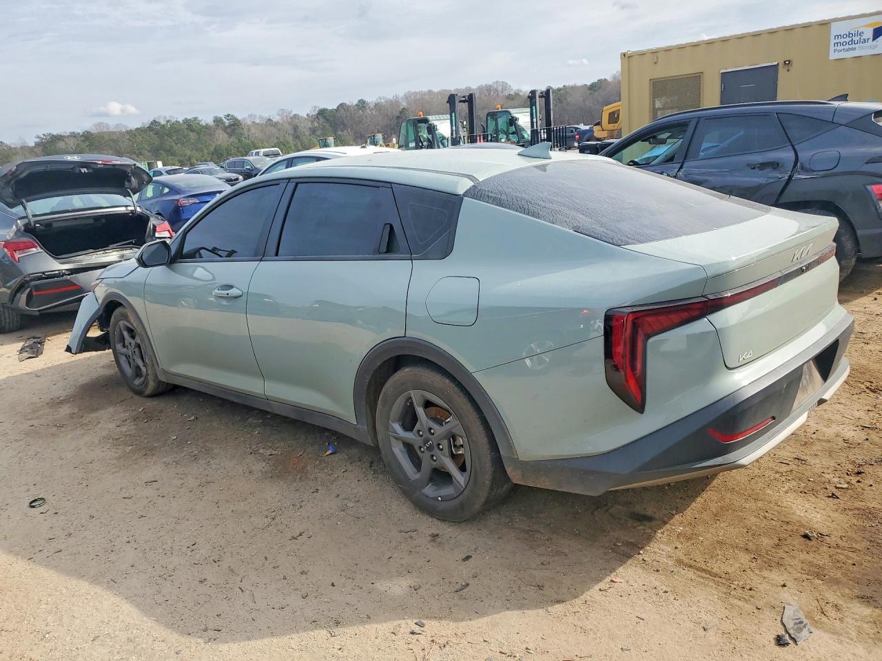 2025 KIA K4