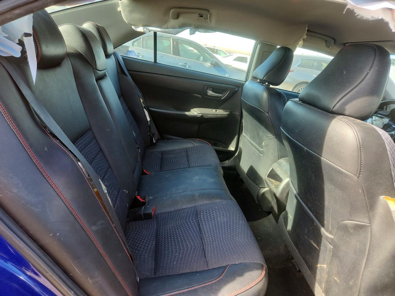 2015 TOYOTA CAMRY