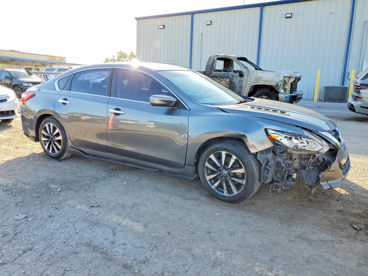 2017 NISSAN ALTIMA