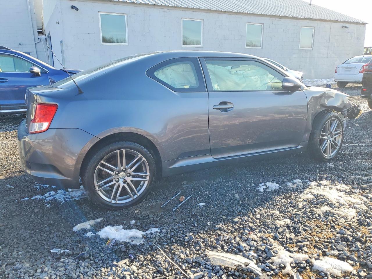 2013 SCION TC