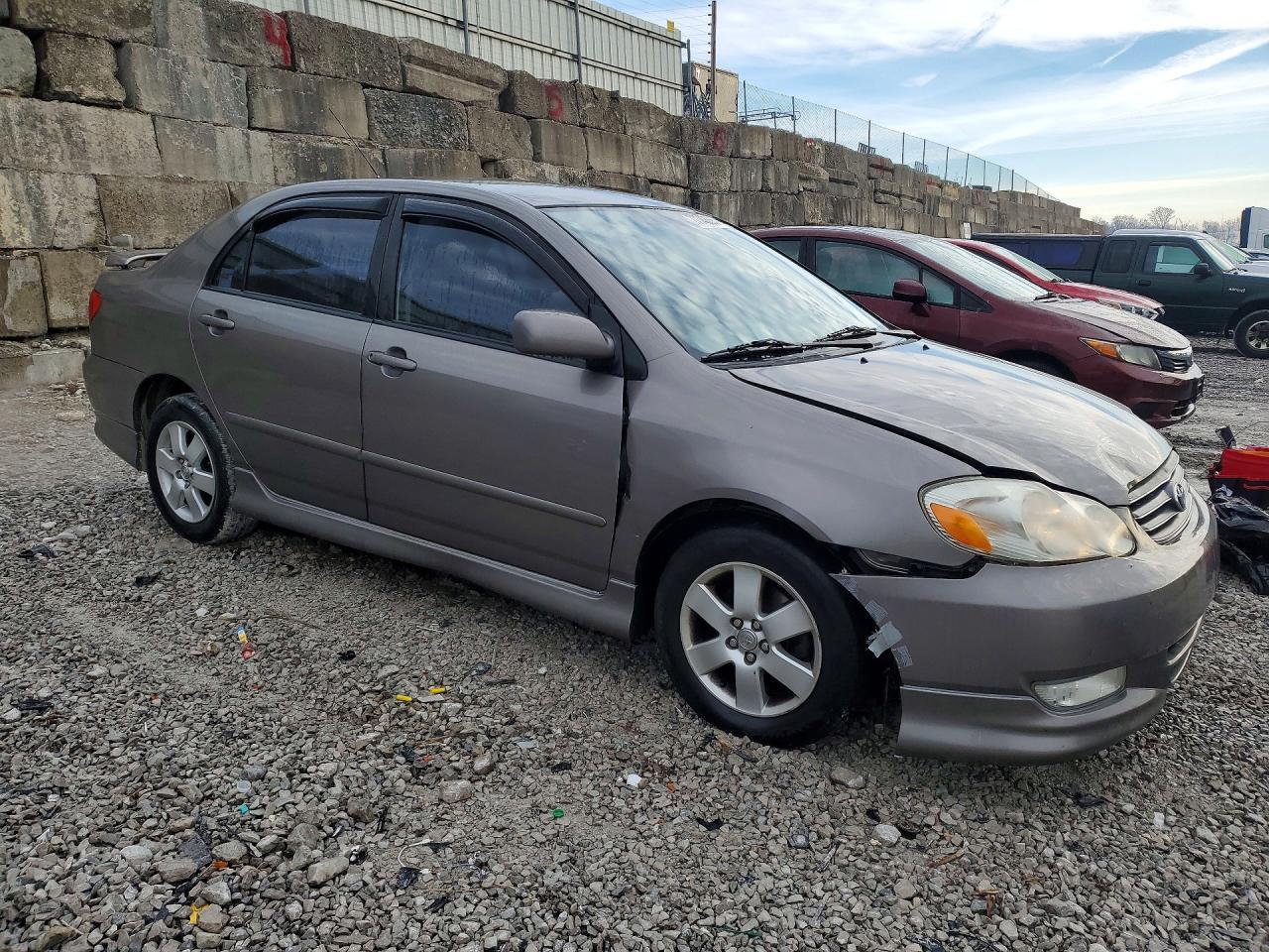 2004 TOYOTA COROLLA