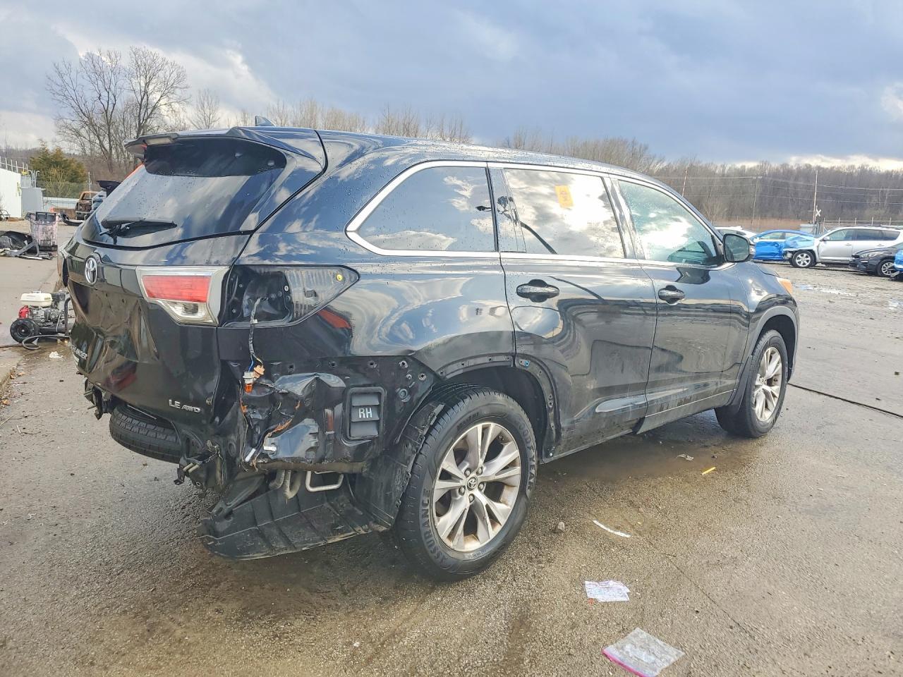 2016 TOYOTA HIGHLANDER