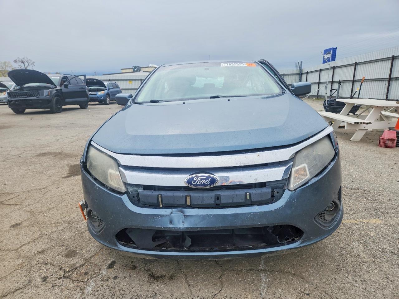 2011 FORD FUSION